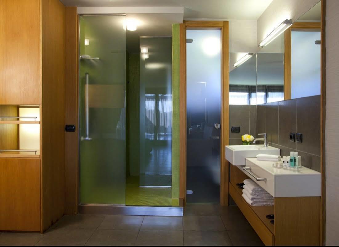 Hotel Zone 4*